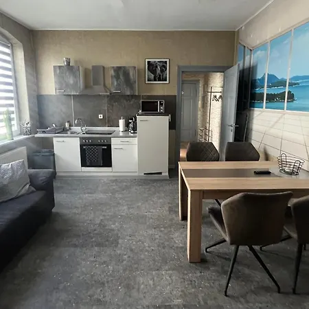 Voll Ausgestattetes Kleines Nr 7 Magdeburg