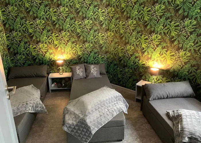 Voll Ausgestattetes Kleines Nr 7 *